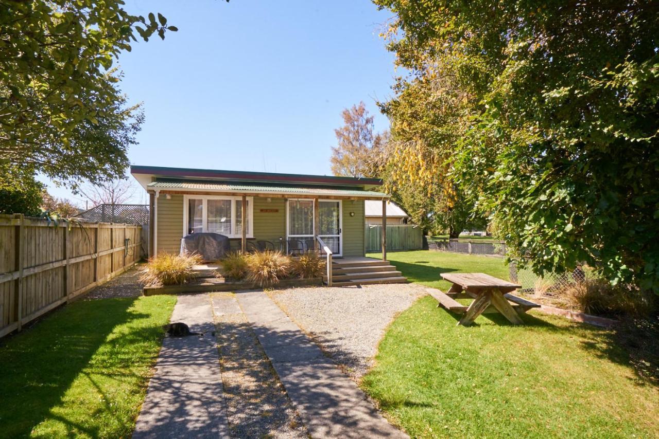 Accommodation Fiordland The Bach - One Bedroom Cottage At 226B Milford Road Te Anau Buitenkant foto