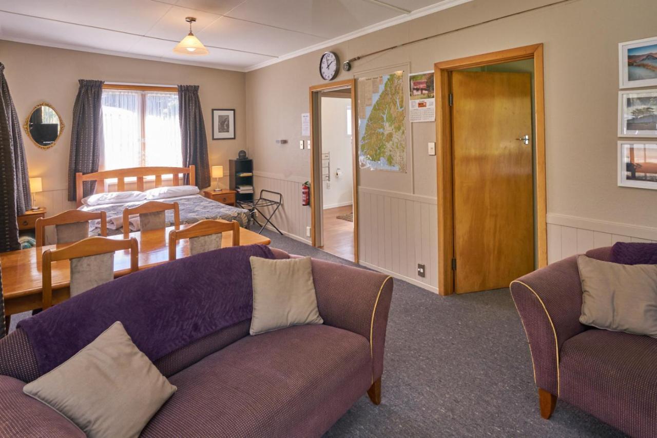 Accommodation Fiordland The Bach - One Bedroom Cottage At 226B Milford Road Te Anau Buitenkant foto